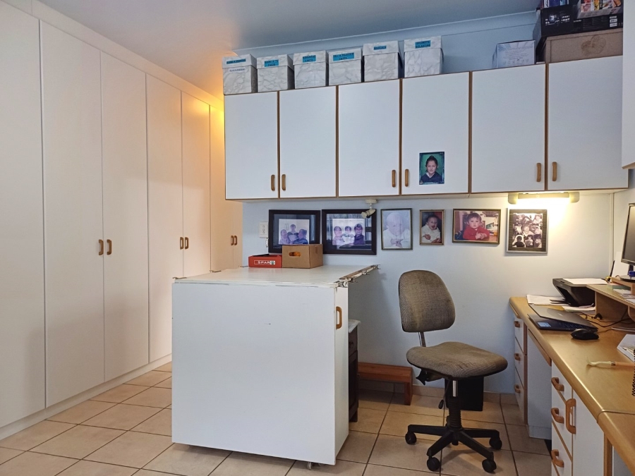 4 Bedroom Property for Sale in Hersham Western Cape